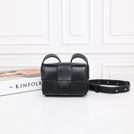 Bottega Veneta ​‍Cassette