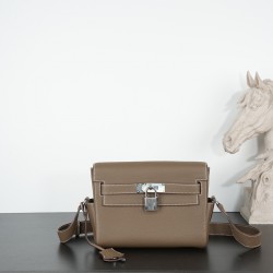 HERMÈS More