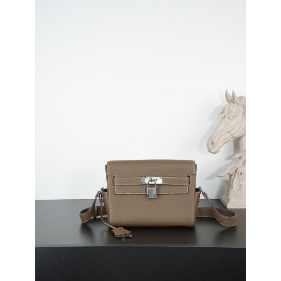 HERMÈS More