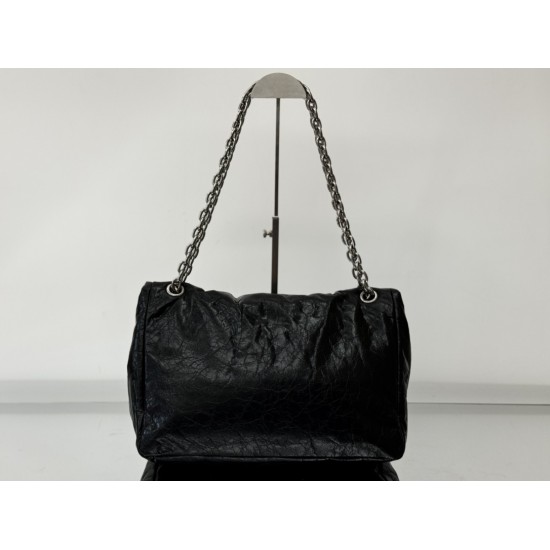 Balenciaga More ←