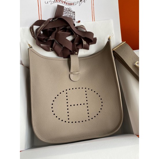 HERMÈS Evelyne