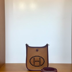 HERMÈS Evelyne