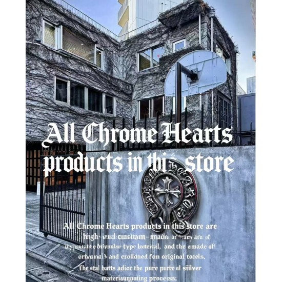 All Chrome Hearts products in this store are high - end custom - made. They are made of original - type leather materials, and the metal parts are molded from original models. The metal parts adopt the pure silver antiquing process.