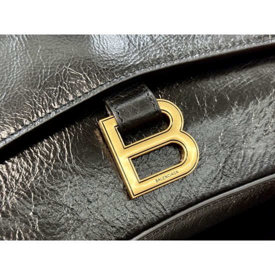 Balenciaga Downtown