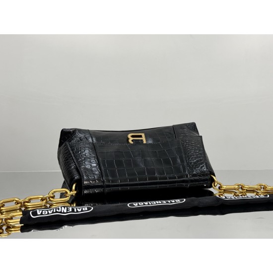 Balenciaga Downtown