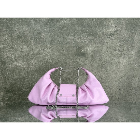 Balenciaga More ←