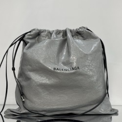 Balenciaga More ←