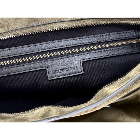 Balenciaga Le Cagole