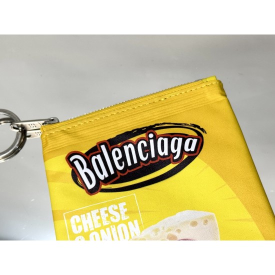 Balenciaga More ←