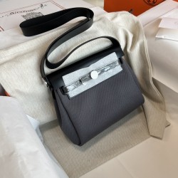 HERMÈS Picotin