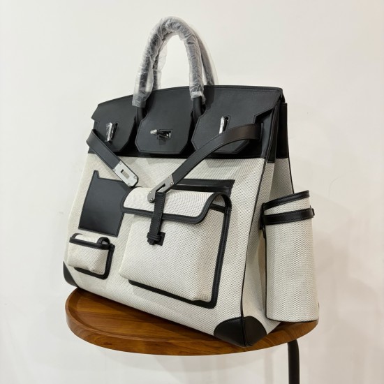 HERMÈS More