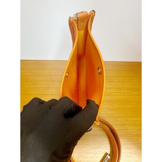 HERMÈS Evelyne