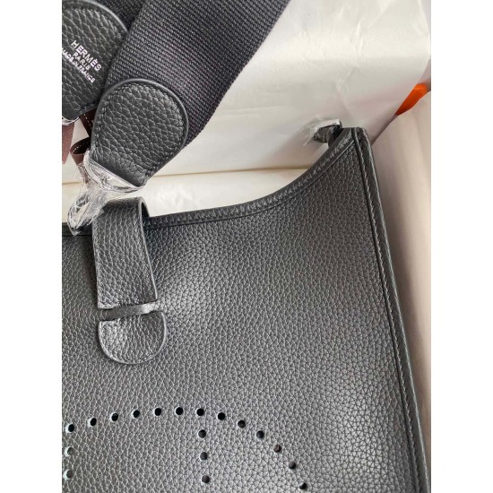 HERMÈS Evelyne