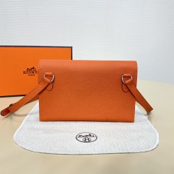 HERMÈS Wallet