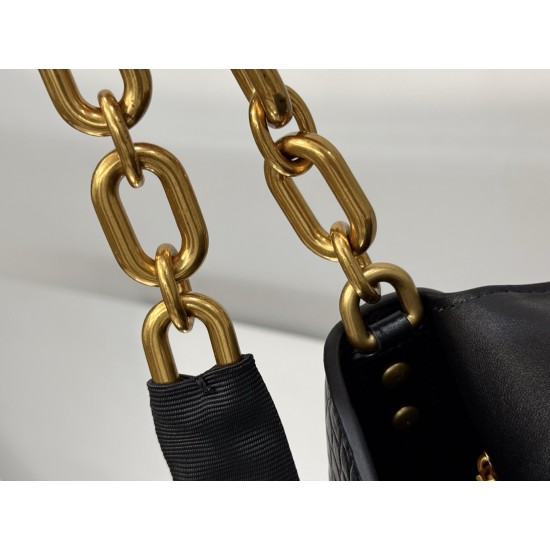 Balenciaga Downtown