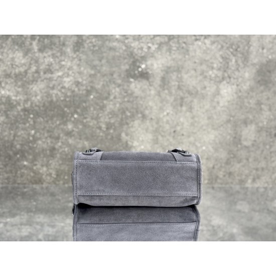 Balenciaga Le Cagole