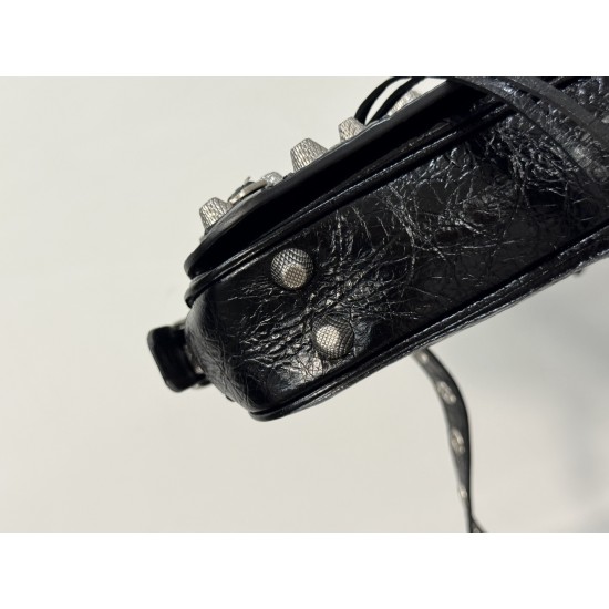 Balenciaga Le Cagole