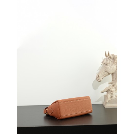 HERMÈS More