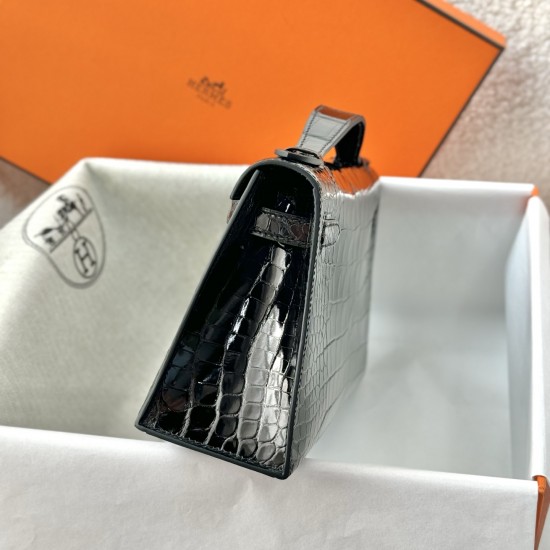 HERMÈS KELLY
