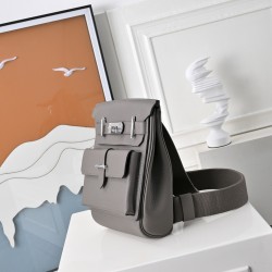 HERMÈS More