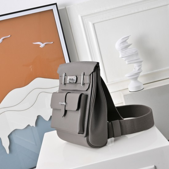 HERMÈS More