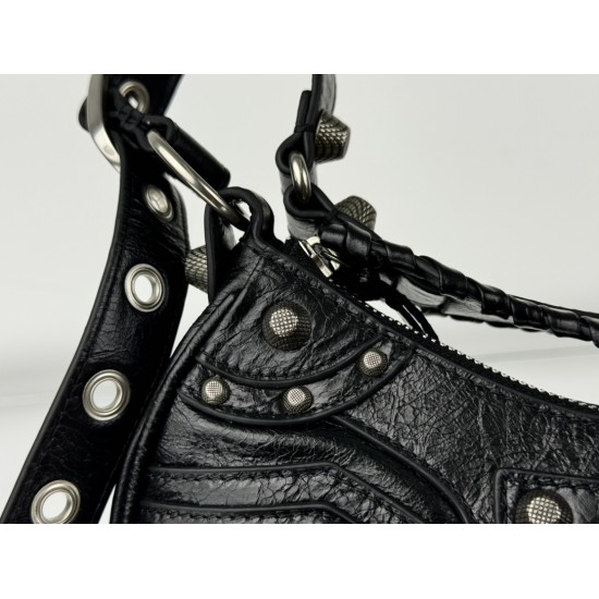 Balenciaga Le Cagole