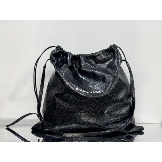 Balenciaga More ←