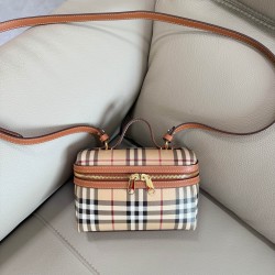 BURBERRY BAGS
