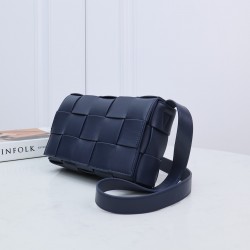 Bottega Veneta ​‍Cassette