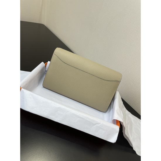 HERMÈS Constance