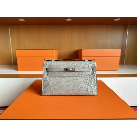 HERMÈS KELLY