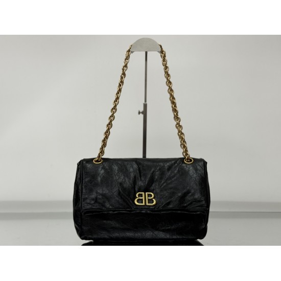 Balenciaga More ←