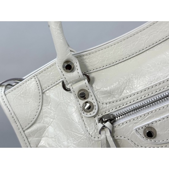 Balenciaga Le Cagole