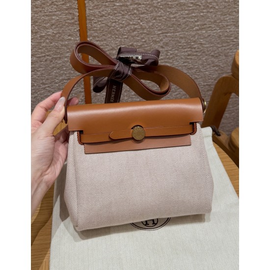 HERMÈS Picotin