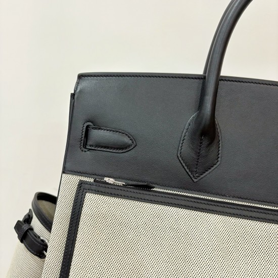 HERMÈS More