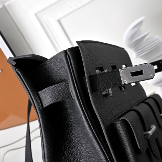 HERMÈS More