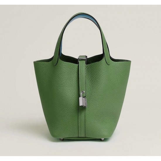 Style：Picotin lockColour：A8丝蓝绿/2T天堂蓝Size：18cmLeather：clemenceHardware：sliver菜篮18cm，丝蓝绿/天堂蓝，银扣，高级全手工专属定制‼️