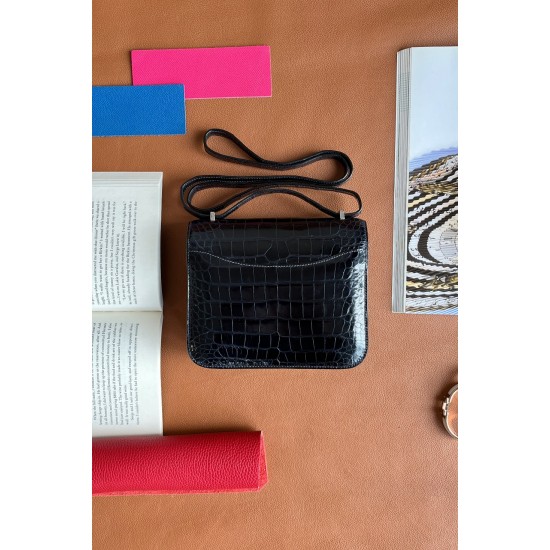 HERMÈS Constance