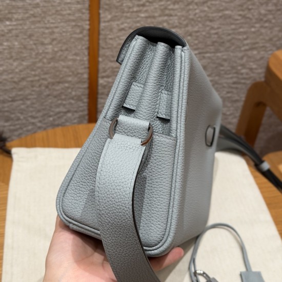 HERMÈS KELLY