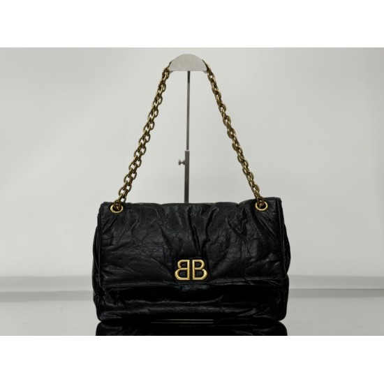 Balenciaga More ←