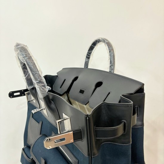 HERMÈS More