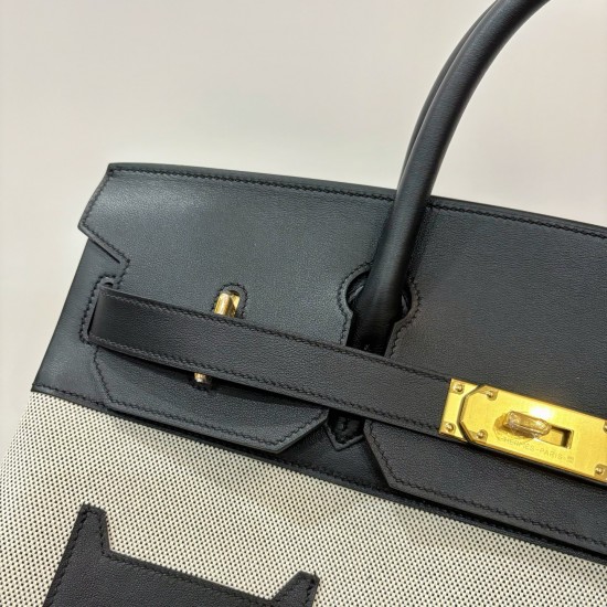HERMÈS More