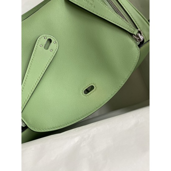 HERMÈS Lindy