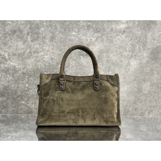 Balenciaga Le Cagole
