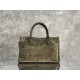 Balenciaga Le Cagole