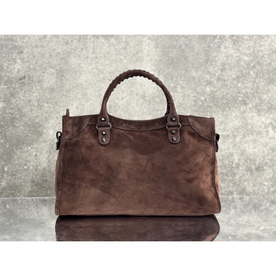 Balenciaga Le Cagole