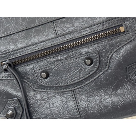 Balenciaga Le Cagole