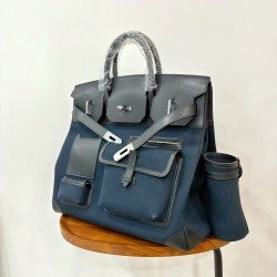 HERMÈS More