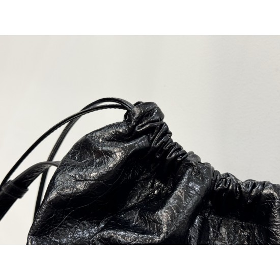 Balenciaga More ←