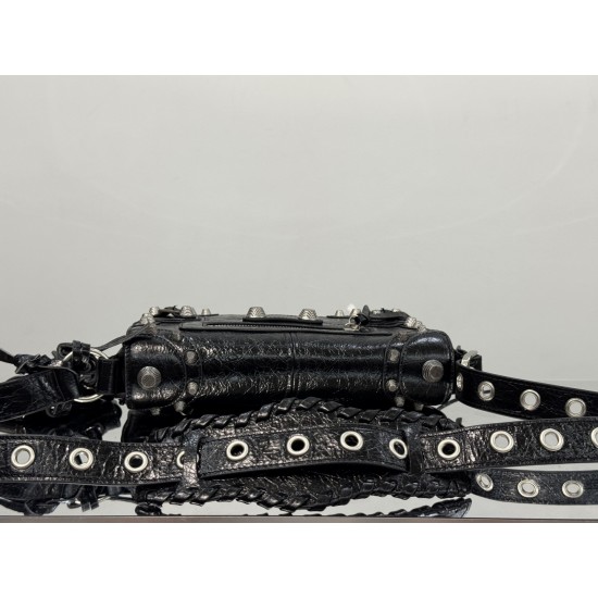 Balenciaga Le Cagole